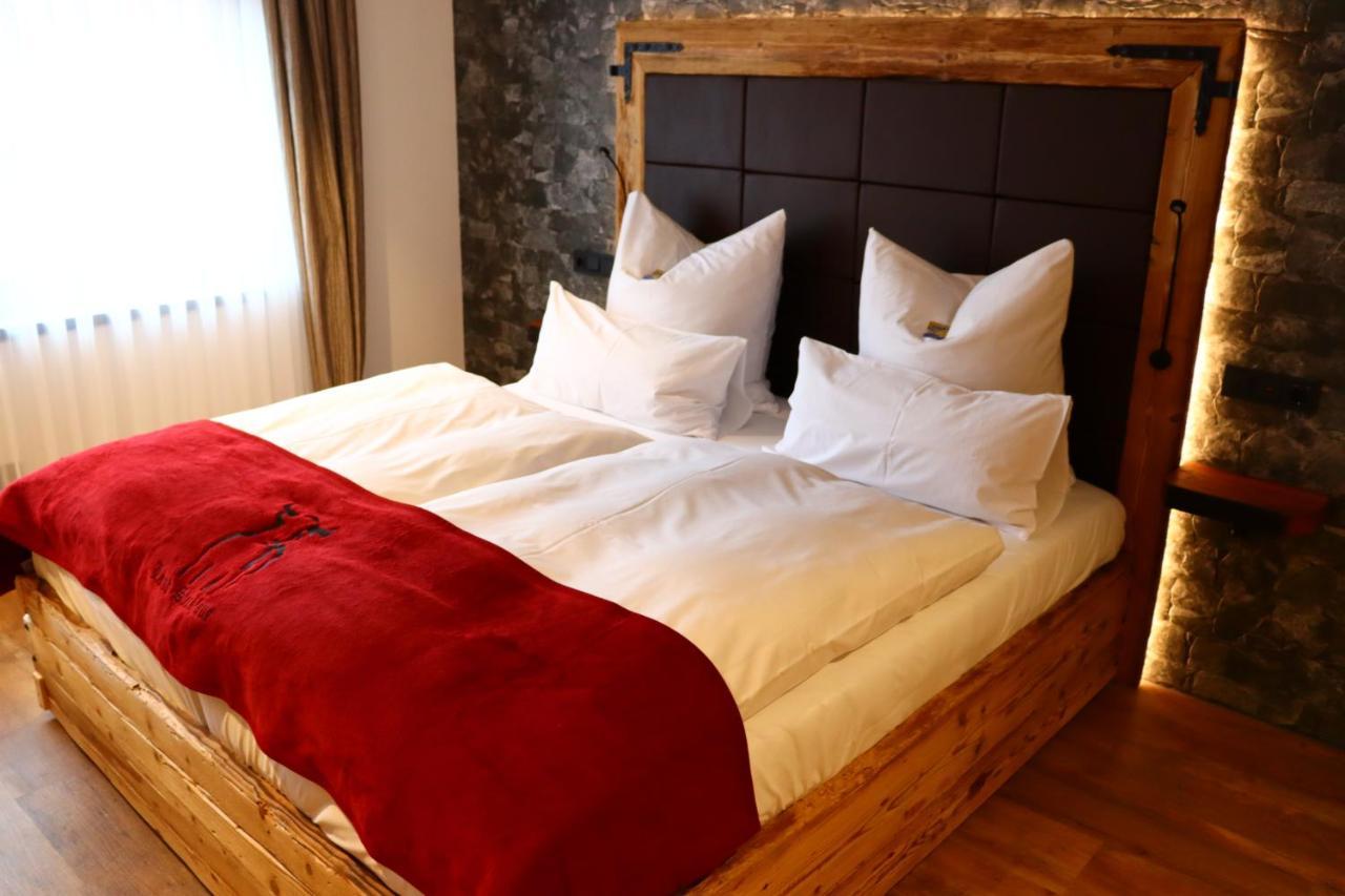 Landsteakhaus Hotel Marxheim Екстериор снимка