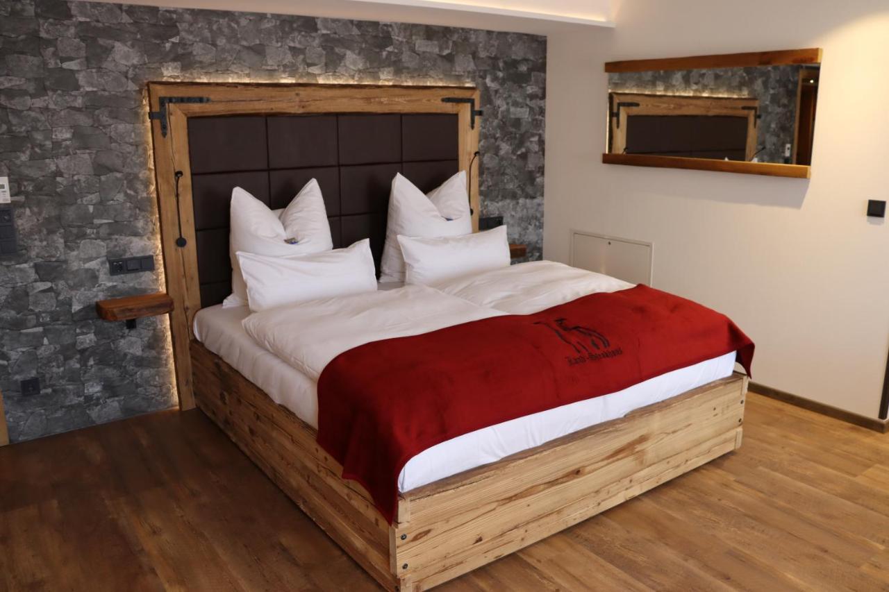 Landsteakhaus Hotel Marxheim Екстериор снимка
