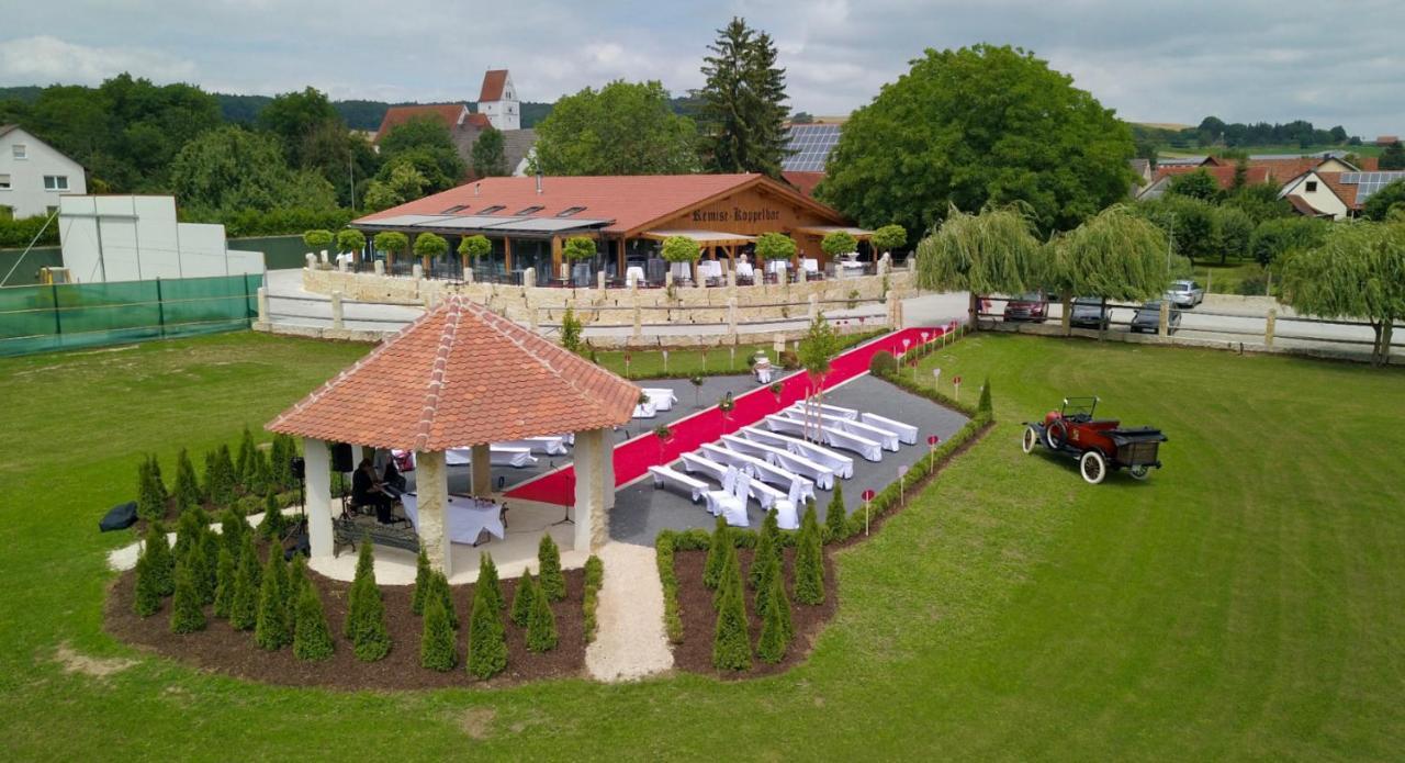 Landsteakhaus Hotel Marxheim Екстериор снимка