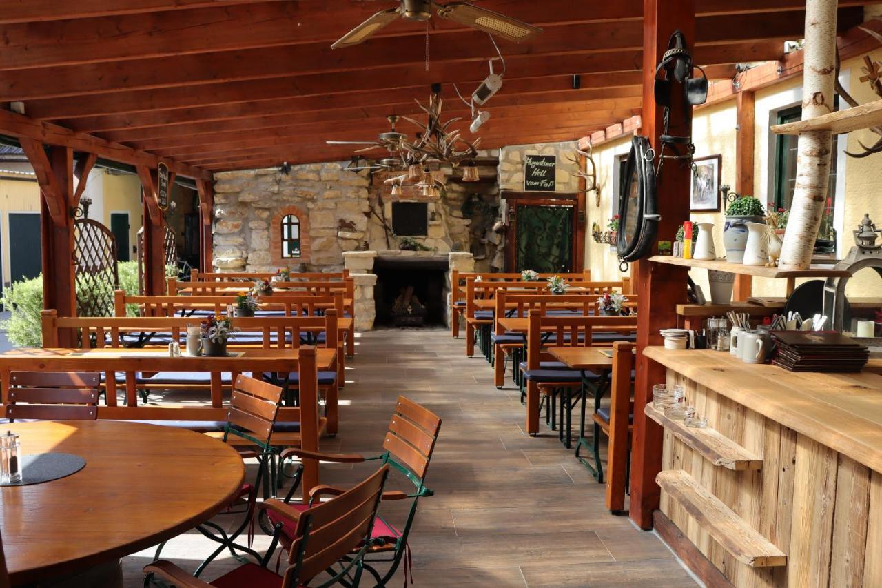 Landsteakhaus Hotel Marxheim Екстериор снимка