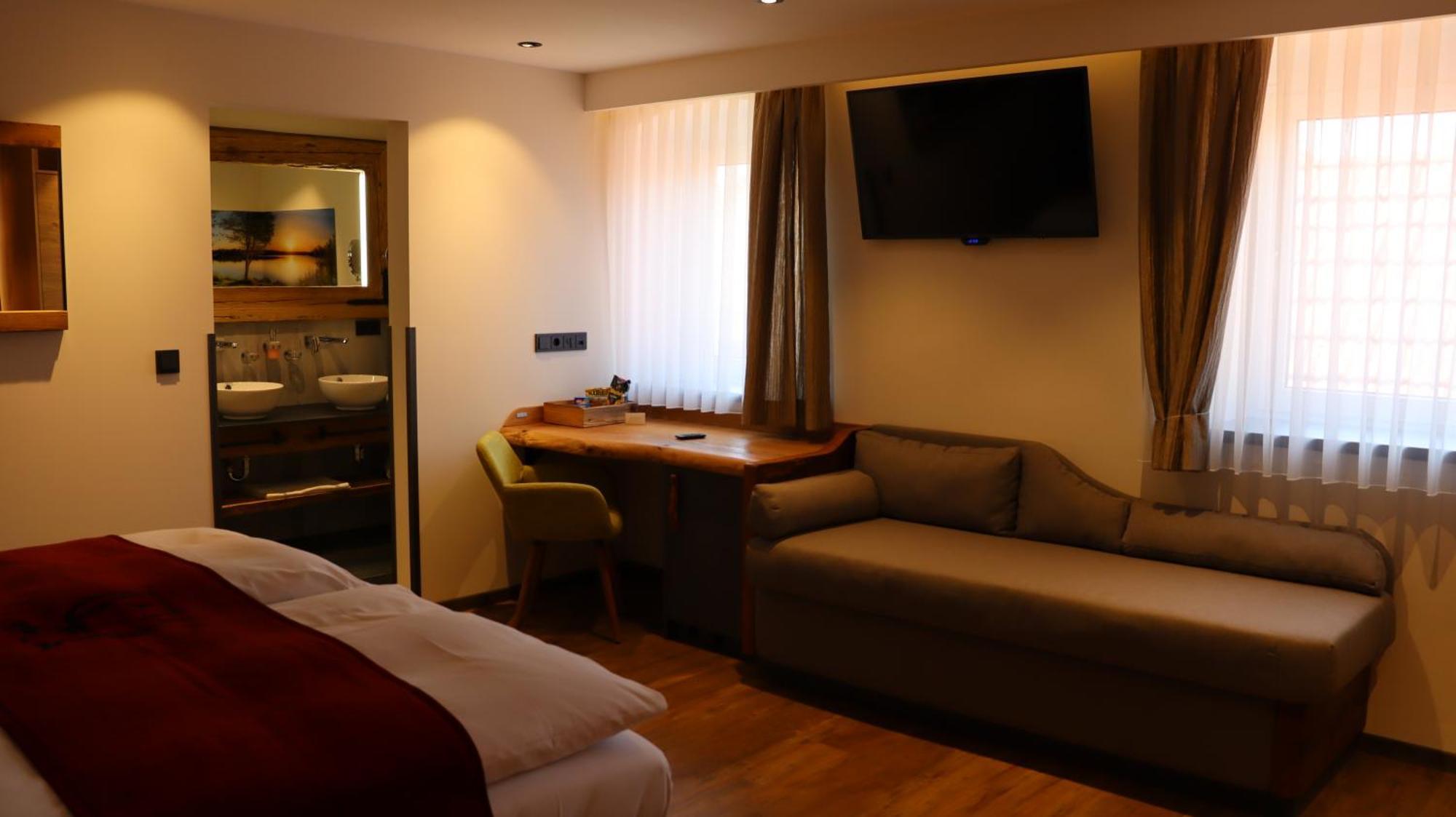 Landsteakhaus Hotel Marxheim Екстериор снимка