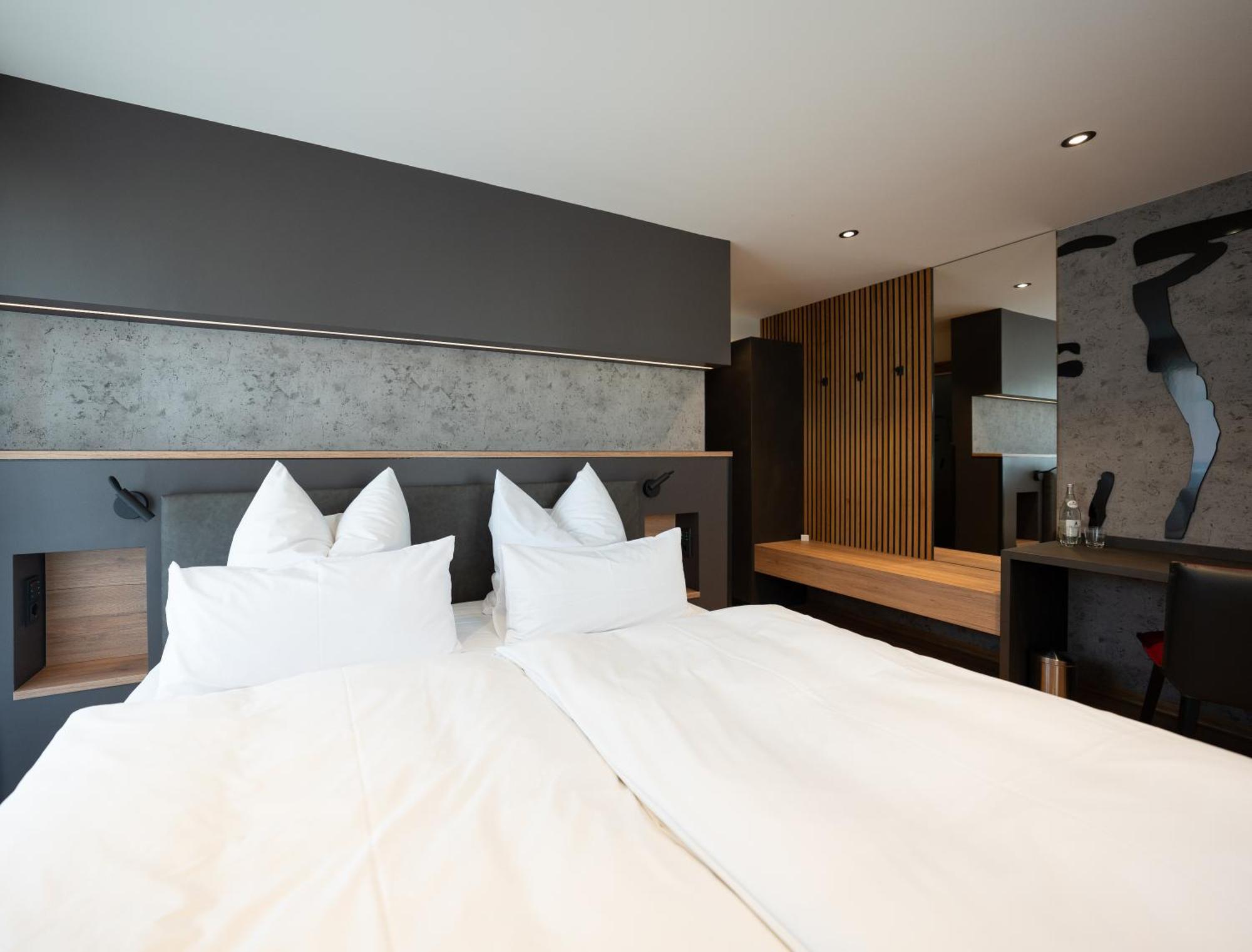 Landsteakhaus Hotel Marxheim Екстериор снимка